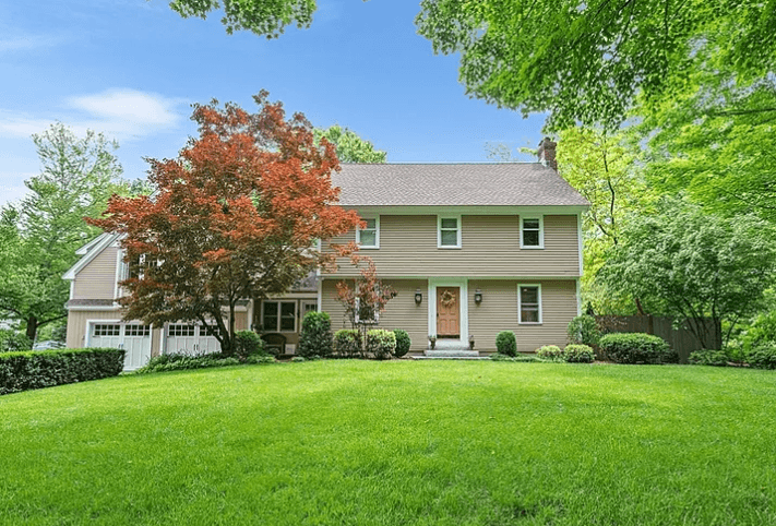 6 Fruit St, Hopkinton, MA